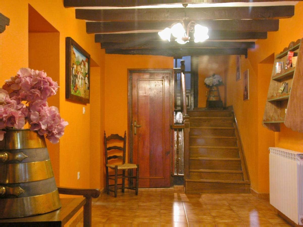 Casa Navarlaz S N Valcarlos Exterior photo